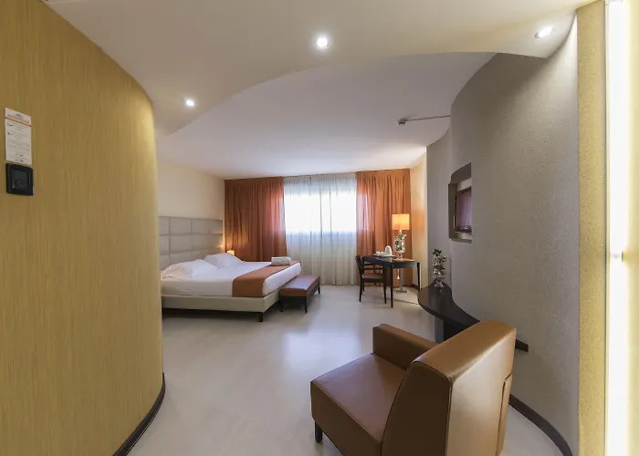 Donatello 4* イーモラ